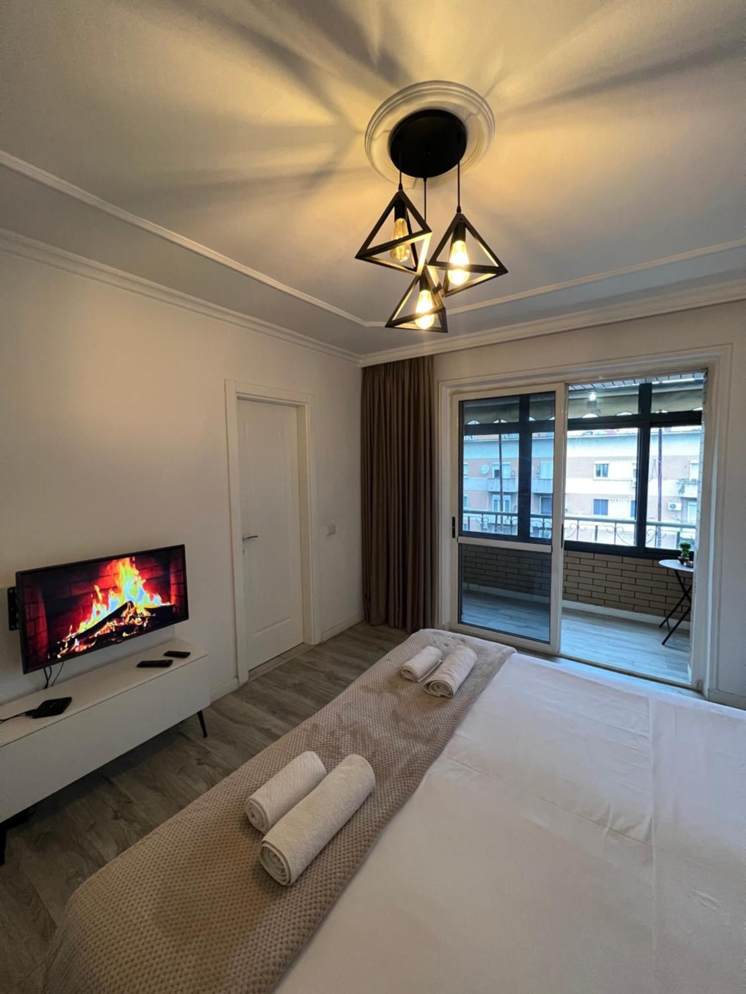 Skanderbeg View Apartments Tirana Esterno foto